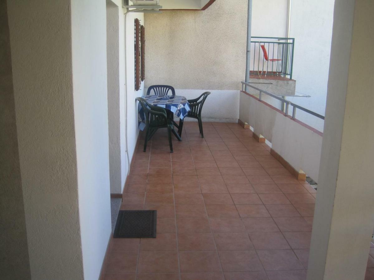 Apartments Ivan Perkov Tomas Bilo Primošten Екстериор снимка