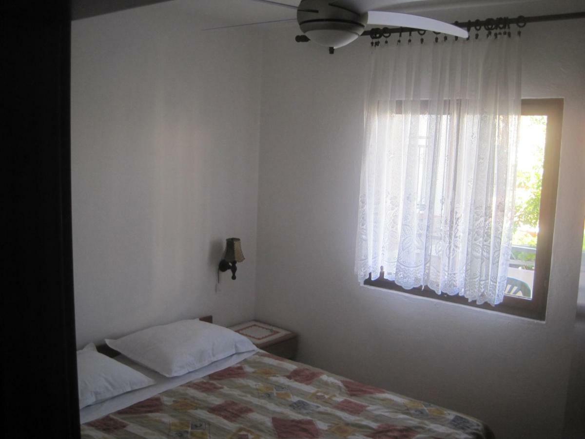 Apartments Ivan Perkov Tomas Bilo Primošten Екстериор снимка