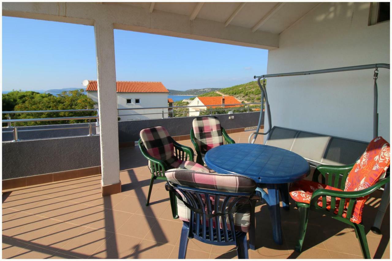 Apartments Ivan Perkov Tomas Bilo Primošten Екстериор снимка