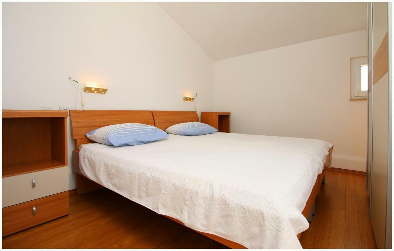 Apartments Ivan Perkov Tomas Bilo Primošten Екстериор снимка